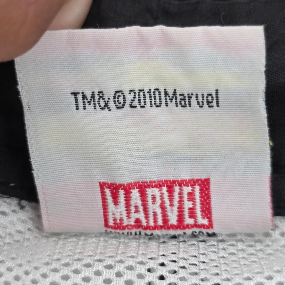 Marvel Comics Avengers Board Shorts Mens‎ XL Spider-Man Iron Man Swim Trunks